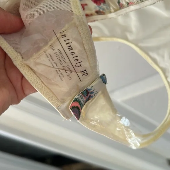 New Free People Bodysuit - Picture 5 of 6